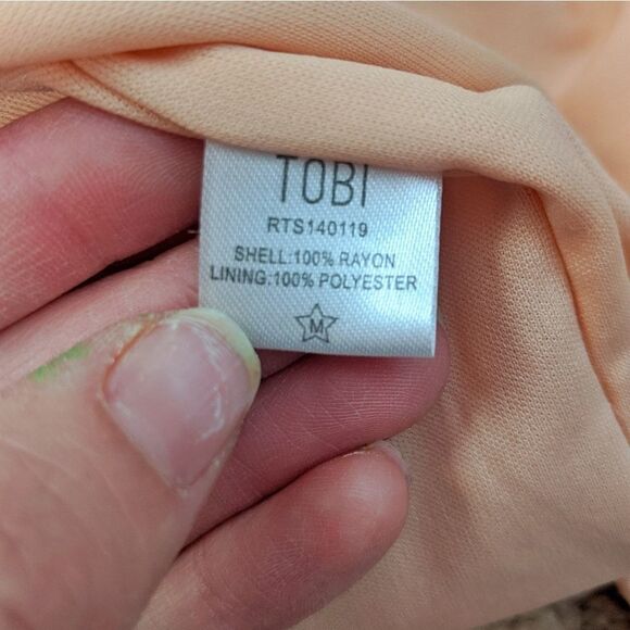 Tobi One Shoulder Top - Picture 4 of 8